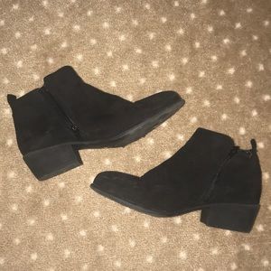 Lulus black booties